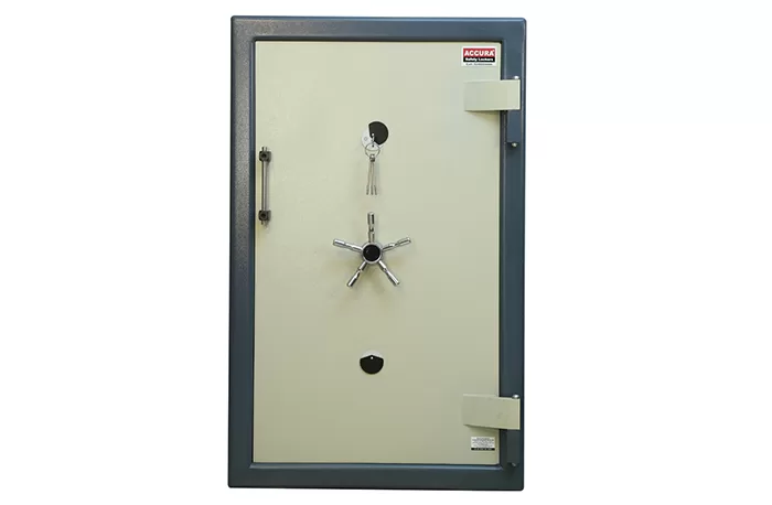 What-are-the-benefits-of-owning-a-safety-locker-for-home